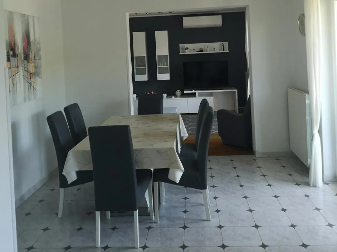 Apartments Alenka Labin