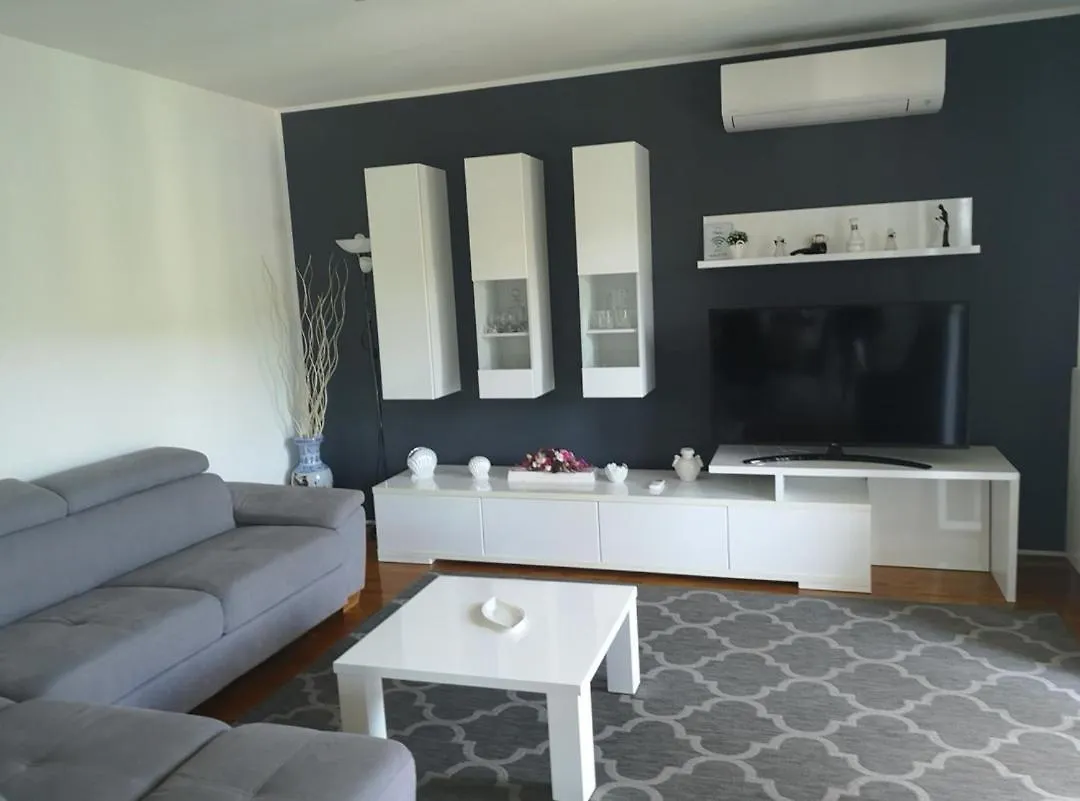 Apartments Alenka Labin