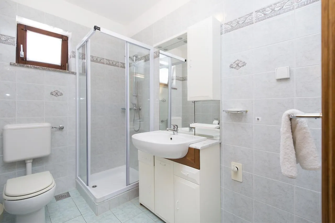 Apartments Alenka Labin